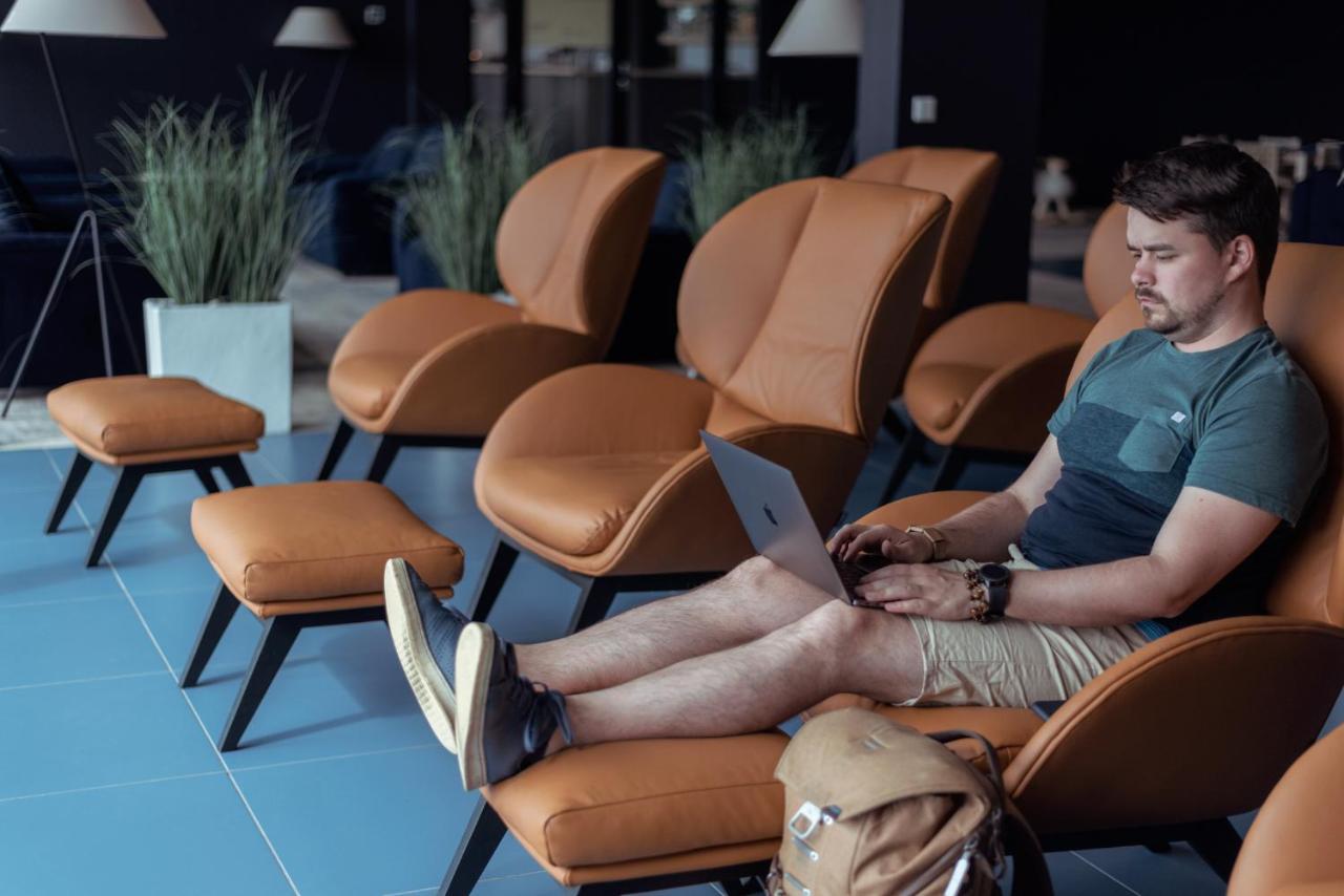Meri Seaside Hotel & Spa كوريسارِ المظهر الخارجي الصورة
