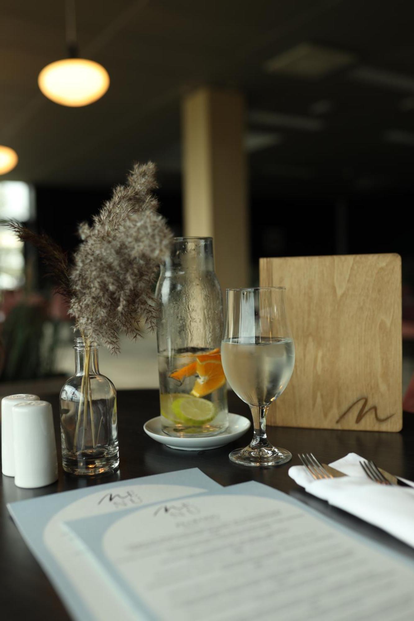 Meri Seaside Hotel & Spa كوريسارِ المظهر الخارجي الصورة